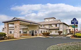 Toppenish Inn And Suites
